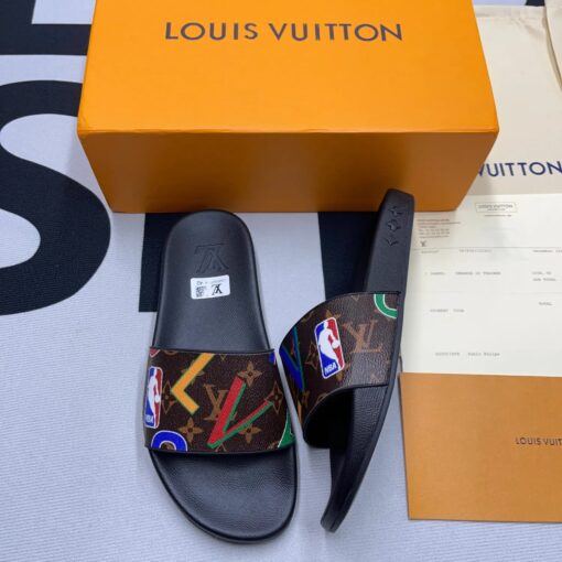 LV Waterfront Mule 1A5 Slide (Men's)