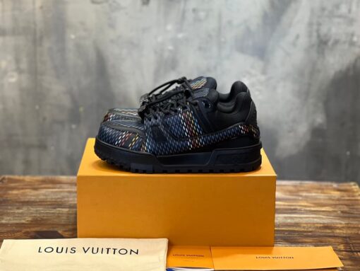 LV Trainer Maxi