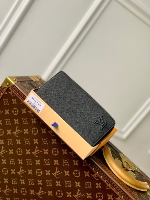 LV Aerogram Wallet Black