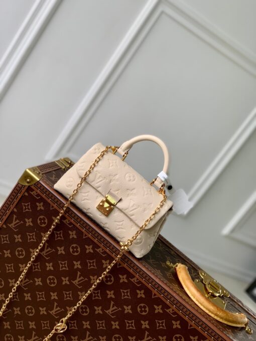 LV Nano Madeleine