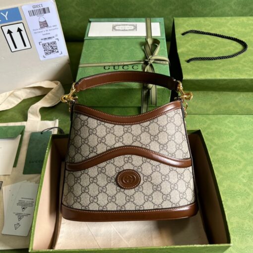 Gucci HandBag 696011