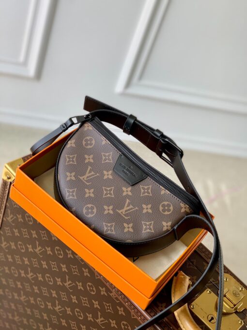 LV Crossbody Brown M23835