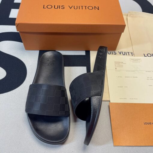 LV Waterfront Mule 1A7 Slide (Men's)