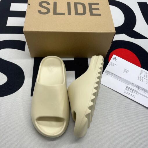 Yeezy Slides Bone