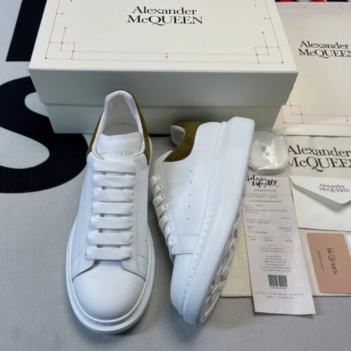 McQueen 726 Sneaker