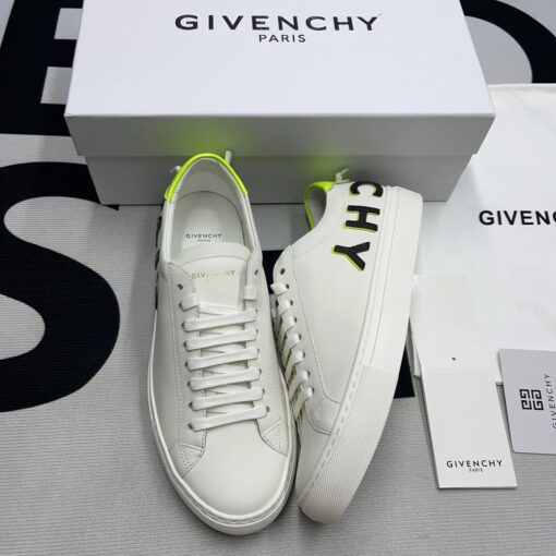 Givenchy City Sport 0283