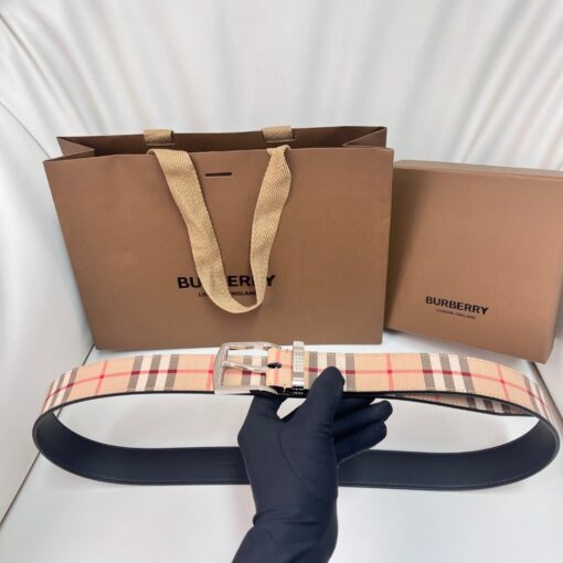 Burberry Belt 299 (Men's)