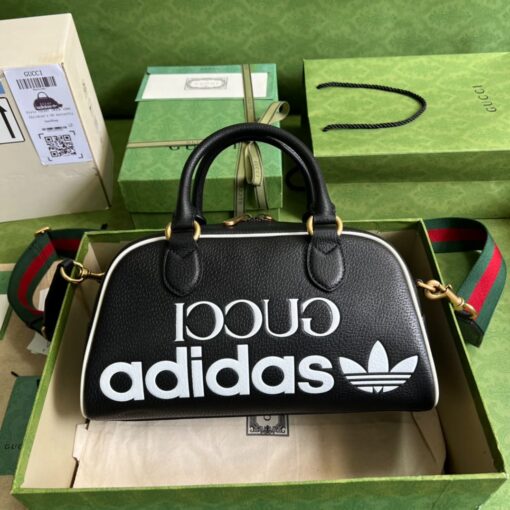 Gucci x Adidas Savoy Bag Black 702397