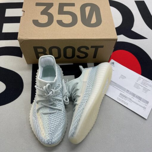 Yeezy 350 V2 Cloud White