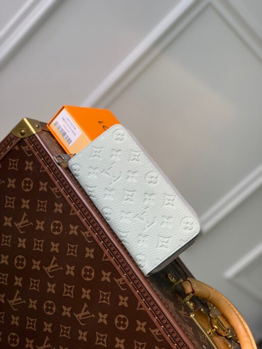 LV Zippy Vertical Wallet Mineral Grey