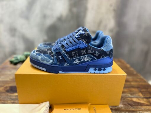 LV Trainer Flower Blue