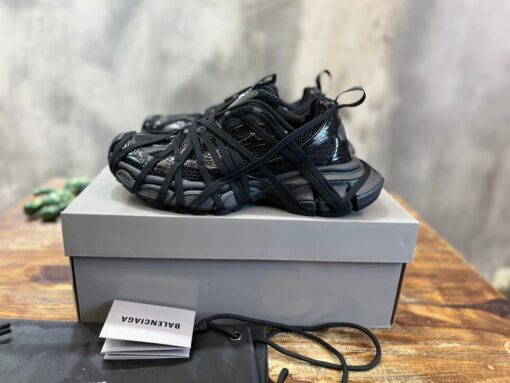 Balenciaga 3XL Extreme Sneaker