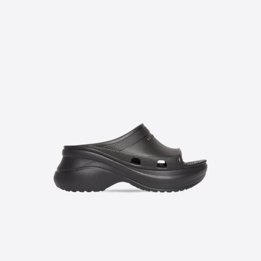 Pool Crocs Slide Sandal in Black