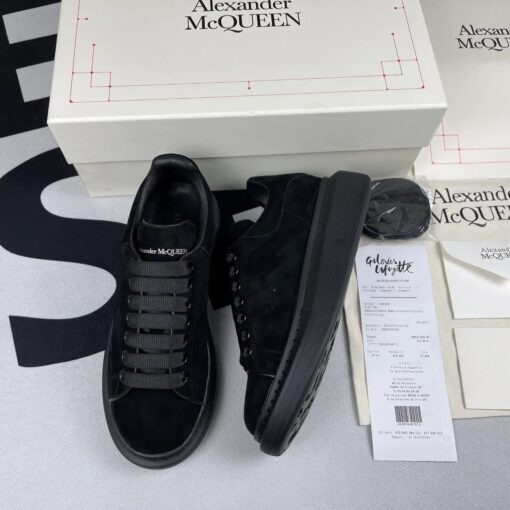 McQueen 702 Sneaker