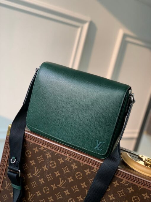 LV District PM Messenger Green