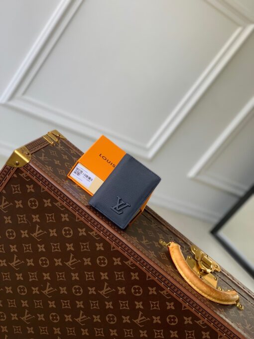 LV M11489 Pocket Organizer