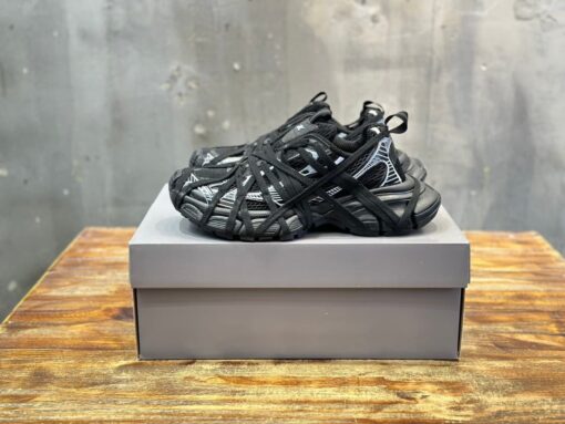 Balenciaga 3XL Extreme Sneaker