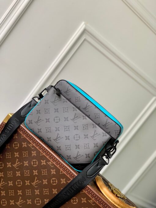 LV M11648 Trio Messenger