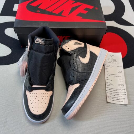 Air Jordan 1 Retro High Black Crimson Tint