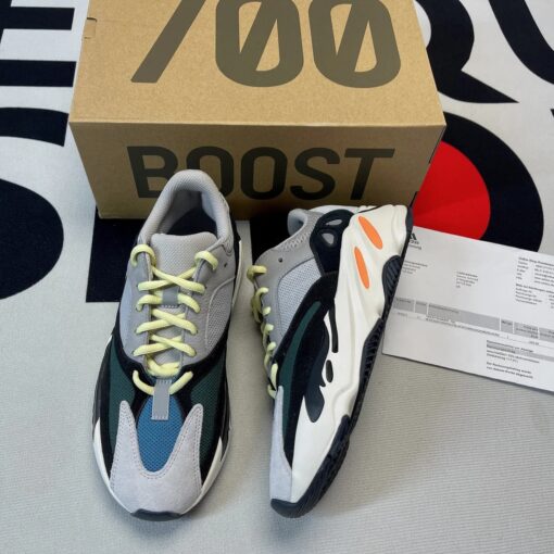 Yeezy 700 Wave Runner Solid Grey