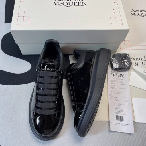 McQueen 706 Sneaker