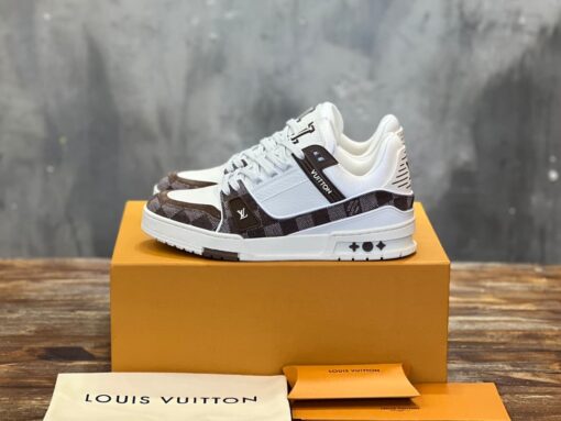 LV Trainer 1ACWD4 Brown