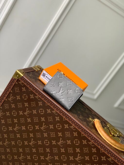 LV Lisa Wallet