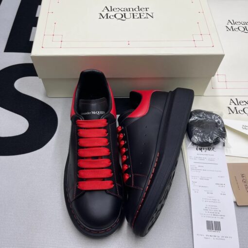 McQueen 712 Sneaker